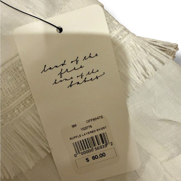 **NWT**DO+BE White Ruffled Mini Skirt - Picture 2 of 2